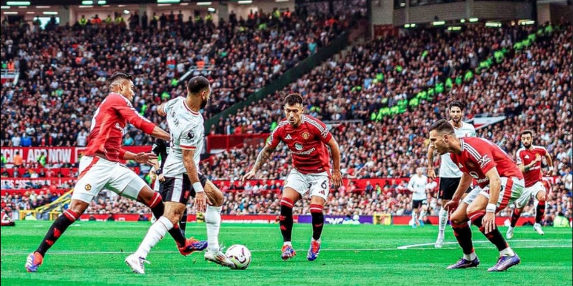 Discover card cover image